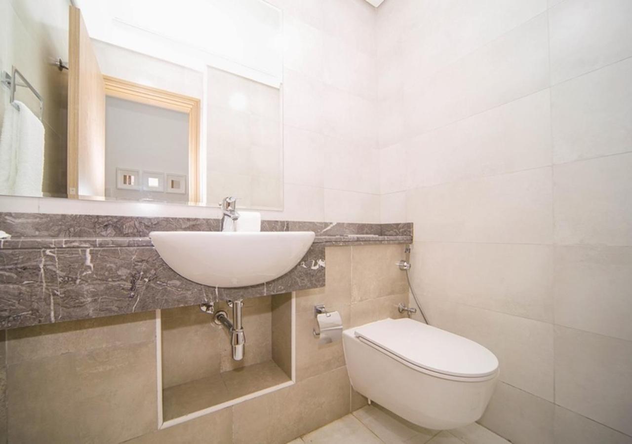Elegant 2Br View With Rooftop Pool The Bay Dubai Exterior photo
